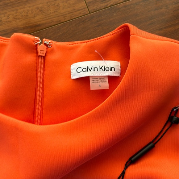 Calvin Klein sexy, beautiful size 4 dress - Picture 3 of 4